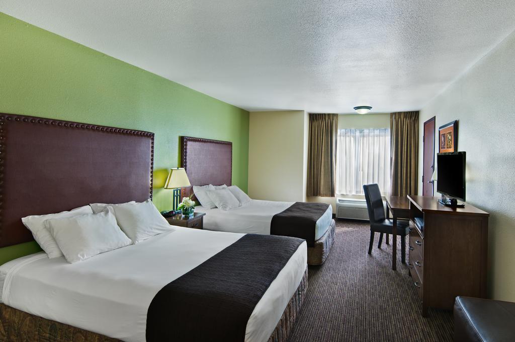 Oxford Suites Hermiston Oda fotoğraf