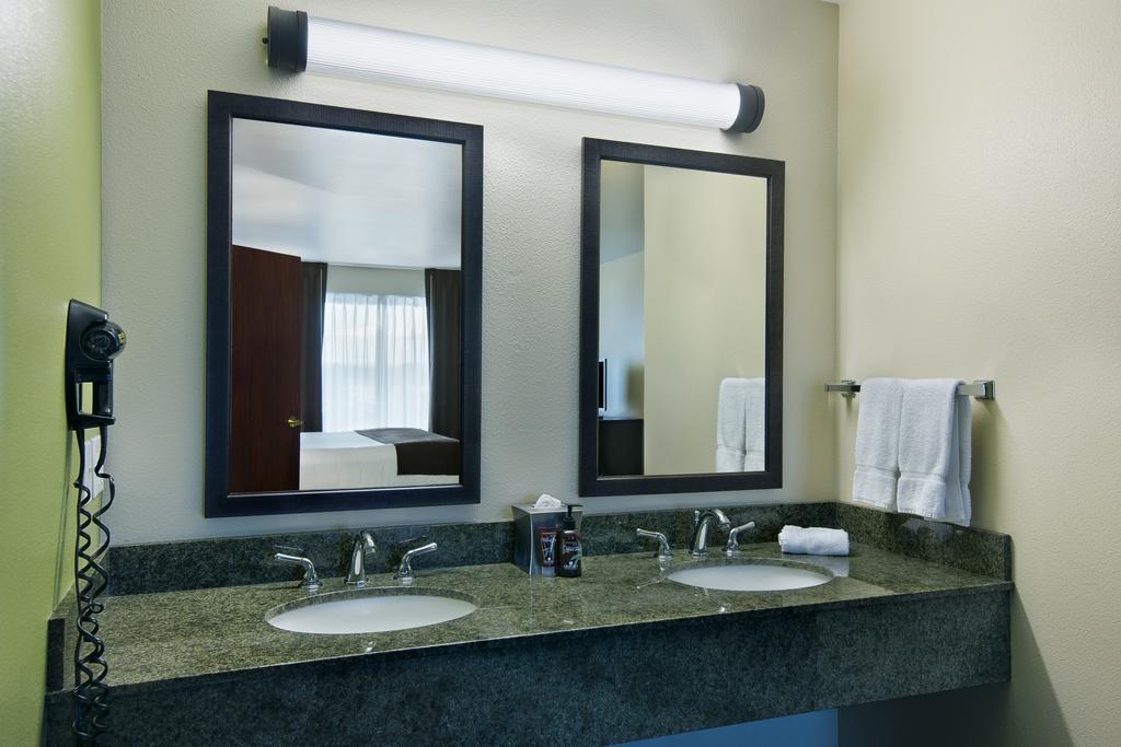 Oxford Suites Hermiston Dış mekan fotoğraf